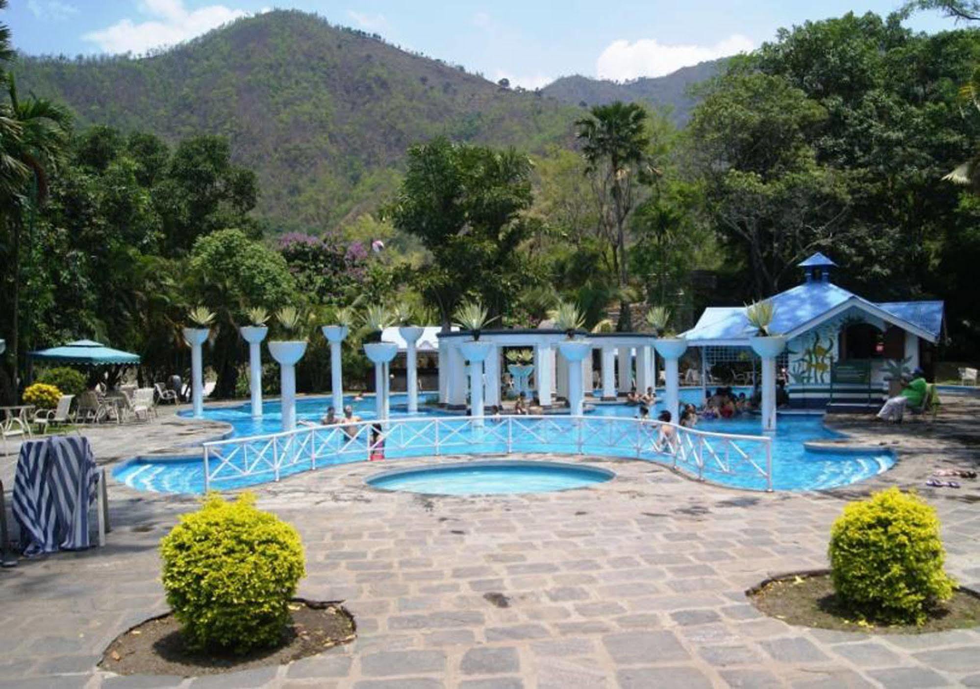 Riverside Spring Resort Darechok Exterior foto